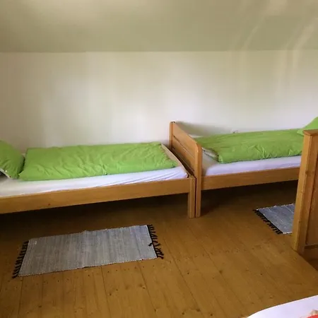 Borostyanhaz بيت ضيافة