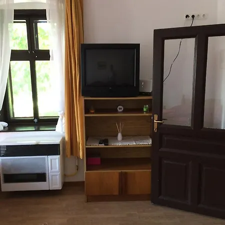 بيت ضيافة Borostyanhaz *
